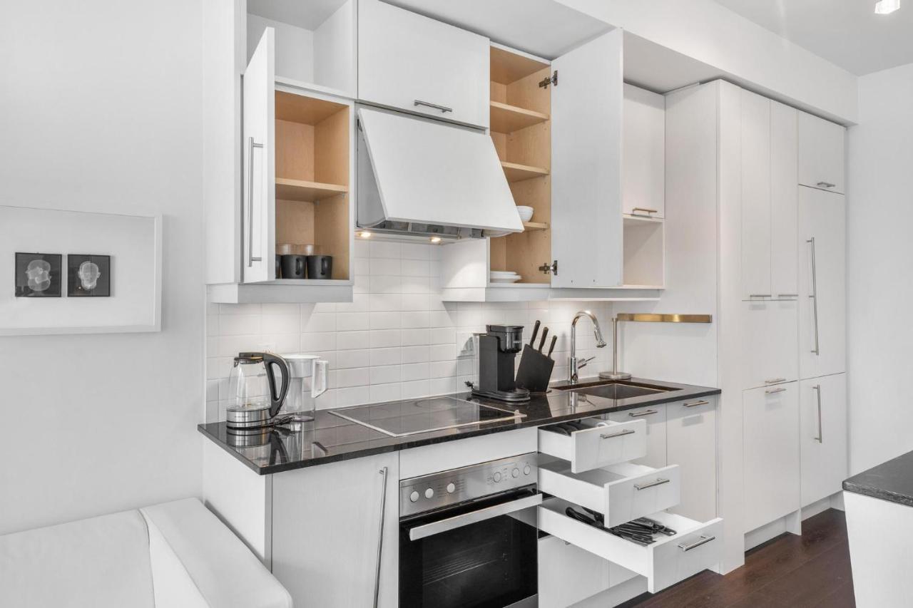 Apartamento Heart Of Downtown Toronto! Exterior foto