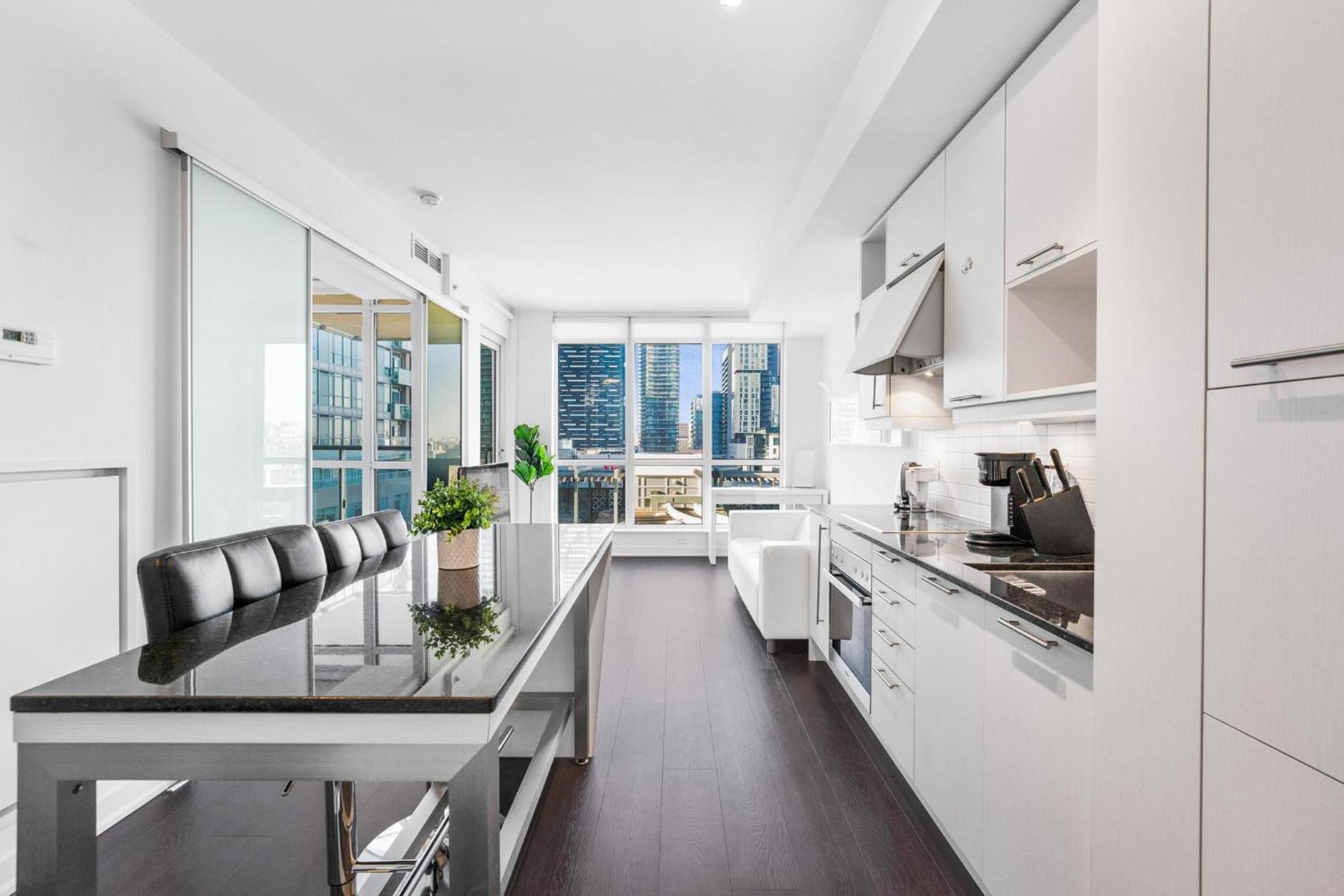 Apartamento Heart Of Downtown Toronto! Exterior foto
